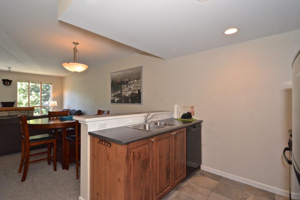 Whistler Blackcomb Vacation Rentals - Village North Esterno foto